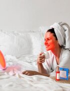 FOREO UFO™ LED Lighthouse Panel beépített LED-fényterápia Red Blue & Amber LED Light Therapy 1 db