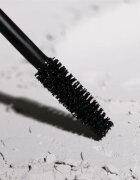 Gabriella Salvete Over The Moon Galactic Volume & Length dúsító és hosszabbító szempillaspirál gyémántporral árnyalat Black 9.5 ml