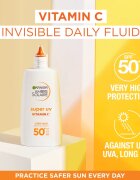 Garnier Ambre Solaire Super UV Vitamin C gyengéd védő folyadék a sötét foltok ellen SPF 50+ 40 ml