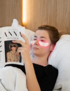 GLOV LunaEye Therapy Patches LED kezelőmaszk a szem alatti sötét karikákra 1 db