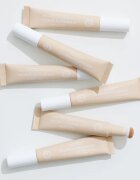 GOSH COPENHAGEN Bright'n Conceal élénkítő korrektor a szem alatti sötét karikákra árnyalat Adjusting Skin 12 ml