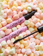 GOSH COPENHAGEN Catchy Eyes szempillaspirál a hosszabb és szétválasztott pillákért árnyalat Black 8 ml