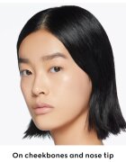 Gucci Beauty Illuminateur de Beauté folyékony bőrélénkítő árnyalat 01 Gold 12 ml
