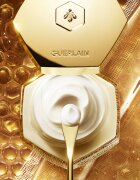 GUERLAIN Abeille Royale Honey Treatment Day Cream feszesítő és ránctalanító nappali krém utántöltő 50 ml