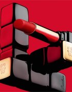 GUERLAIN KissKiss Tender Matte Ultra matt hosszantrató rúzs árnyalat 880 Caress Plum 2.8 g