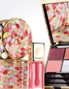 GUERLAIN Météorites Light Revealing Pearls of Powder Arcszínező gyöngyök árnyalat 01 Pearly White / Blanc de Perle 20 g