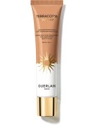 GUERLAIN Terracotta Joli Teint Protecting Tinted Moisturizer élénkítő make-up a természetes hatásért SPF 20 árnyalat 30 Sunwarm 30 ml