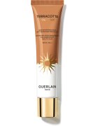 GUERLAIN Terracotta Joli Teint Protecting Tinted Moisturizer élénkítő make-up a természetes hatásért SPF 20 árnyalat 40 Amber 30 ml