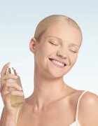 Health Labs Care Pure On Moisturizing and Refreshing Mist hidratáló permet az arcra 100 ml