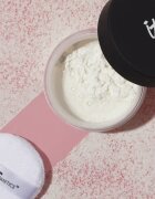 IT Cosmetics Bye Bye Pores Poreless Finish Loose Setting Powder bőrvilágosító könnyed és természetes hatású púder árnyalat Translucent 6.8 g