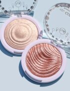 J.Cat Beauty You Glow Girl égetett élénkítő árnyalat 108 Mermaid Skin 8.5 g