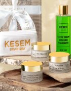 KESEM Day and Night Gift Set ajándékszett Nappali és éjjeli ápolás