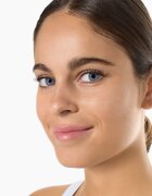 Klorane Cornflower Super-Charged Hydra-Plumping Serum aktív szérum a bőr élénkítésére és kisimítására 40 ml