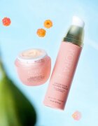 Kora Organics Kakadu Plum Vitamin C Serum bőrélénkítő szérum C-vitaminnal 30 ml