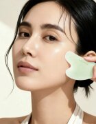 KORIKA Tools Gua Sha Green Jade Stone masszázs szegédeszköz az arcra 1 db