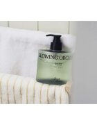 KUNDAL Objet Moist Gleam Body Wash parfümös tusfürdő az intenzív hidratálásért illattal Glowing Orchard 450 ml