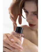 KUNDAL Objet Satin Glow Body Oil ápoló testolaj az intenzív hidratálásért illattal Santal Rose 100 ml