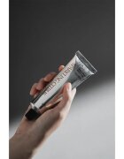 KUNDAL Objet Silky & Buttery Hand Cream ápoló kézkrém tápláló hatással illattal Sparkling Citrus 50 ml