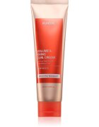 KUNDAL Volume & Fixing Curl Cream Wedding Bouquet formázó krém a hullámok kiemelésére illattal 130 ml