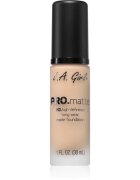 L.A. Girl Cosmetics PRO. Matte HD tartós alapozó matt hatással árnyalat Beige 30 ml