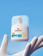 La Roche-Posay Anthelios UV Air Serum Sunscreen védő szérum minden bőrtípusra SPF 50+ Light Natural 50 ml