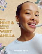 Labello Bridgerton Vanilla tápláló és hidratáló ajakbalzsam 4.8 g