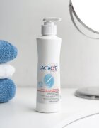 Lactacyd Pharma emulzió intim higiéniára with Prebiotic 250 ml
