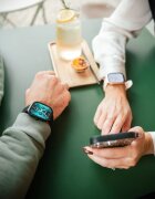 LAMAX Electronics Flow AMOLED Rose Gold okosóra 1 db