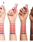 Lancôme Lip Idôle CuddleBlur™ Matte Velvet Lip Cream feltöltő ajakbalzsam matt hatással árnyalat 60 Million-Dollar Berry 8.5 ml