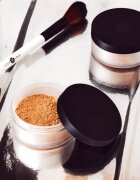 Lily Lolo Mineral Bronzer ásványi bronzosító púder árnyalat Bondi Bronze 8 g