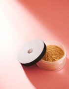 Lily Lolo Mineral Foundation ásványi púderes make - up árnyalat Porcelain 10 g