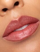 L’Oréal Paris Color Riche selyem rúzs hidratáló hatással árnyalat 635 Worth It 4.5 g