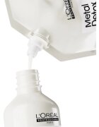 L’Oréal Professionnel Serie Expert Metal Detox mélyen tisztító sampon a festett és károsult hajra 500 ml