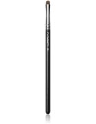 MAC Cosmetics Brush 231 Small Shader ecset a szemhéjfesték applikálására 1 db