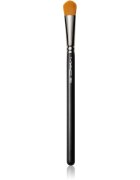 MAC Cosmetics Brush 252S Large Shader nagy ecset a szemhéjfestékekre 1 db