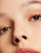 MAC Cosmetics Extended Play Gigablack Lash Mascara szempillaspirál az ívelt és szétválasztott pillákért 57 g