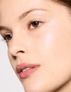 MAC Cosmetics Glow Play Bouncy Highlighter highlighter árnyalat Stratus 7.5 g