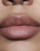 MAC Cosmetics Lipglass Blow ajak olaj árnyalat Ginger Zest 5 ml