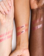 MAC Cosmetics Metamorphosis Spring Collection Glow Play Tender Talk ajakbalzsam árnyalat Frolic 3.14 g