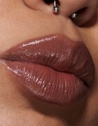 MAC Cosmetics Nudes Lustreglass Lipstick fényes ajakrúzs árnyalat Signature Move 3 g