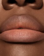 MAC Cosmetics Powder Kiss Hazy Matte mattító rúzs árnyalat Ready To Mingle 3.5 g