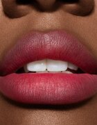 MAC Cosmetics Powder Kiss Hazy Matte mattító rúzs árnyalat Twenty-Fun 3.5 g