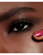 MAC Cosmetics Powder Kiss Soft Matte Eye Shadow Refill utántöltő a szemhéjfestékekre Give a Glam 1.5 g