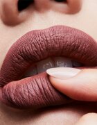 MAC Cosmetics Retro Matte Liquid Lipcolour mattító folyékony rúzs árnyalat Topped with Brandy 5 ml