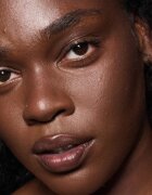 MAC Cosmetics Strobe Beam Bronzelighter folyékony bronzosító élénkítő hatással árnyalat Sunbeam 4.3 ml