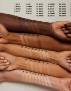 MAC Cosmetics Studio Fix Every-Wear All-Over Face Pen krémalapozó és korrektor egyben árnyalat NC12 12 ml
