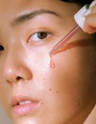 Mádara MÁDARA Peel hyaluron szérum peeling hatással 30 ml