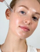 Mario Badescu Clarifying Serum with Azelaic Acid szérum problémás és pattanásos bőrre 29 ml
