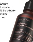 Mary&May Idebenone + Blackberry Complex Serum antioxidáns szérum az élénk és kisimított arcbőrért 30 ml