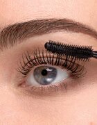 MAYBELLINE NEW YORK Lash Sensational vízálló göndörítő és nagyobbító szempillaspirál árnyalat Black 9.4 ml